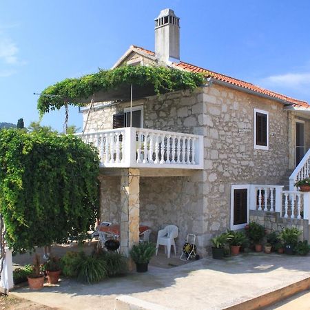 Apartments With A Parking Space Sali, Dugi Otok - 8084 Esterno foto