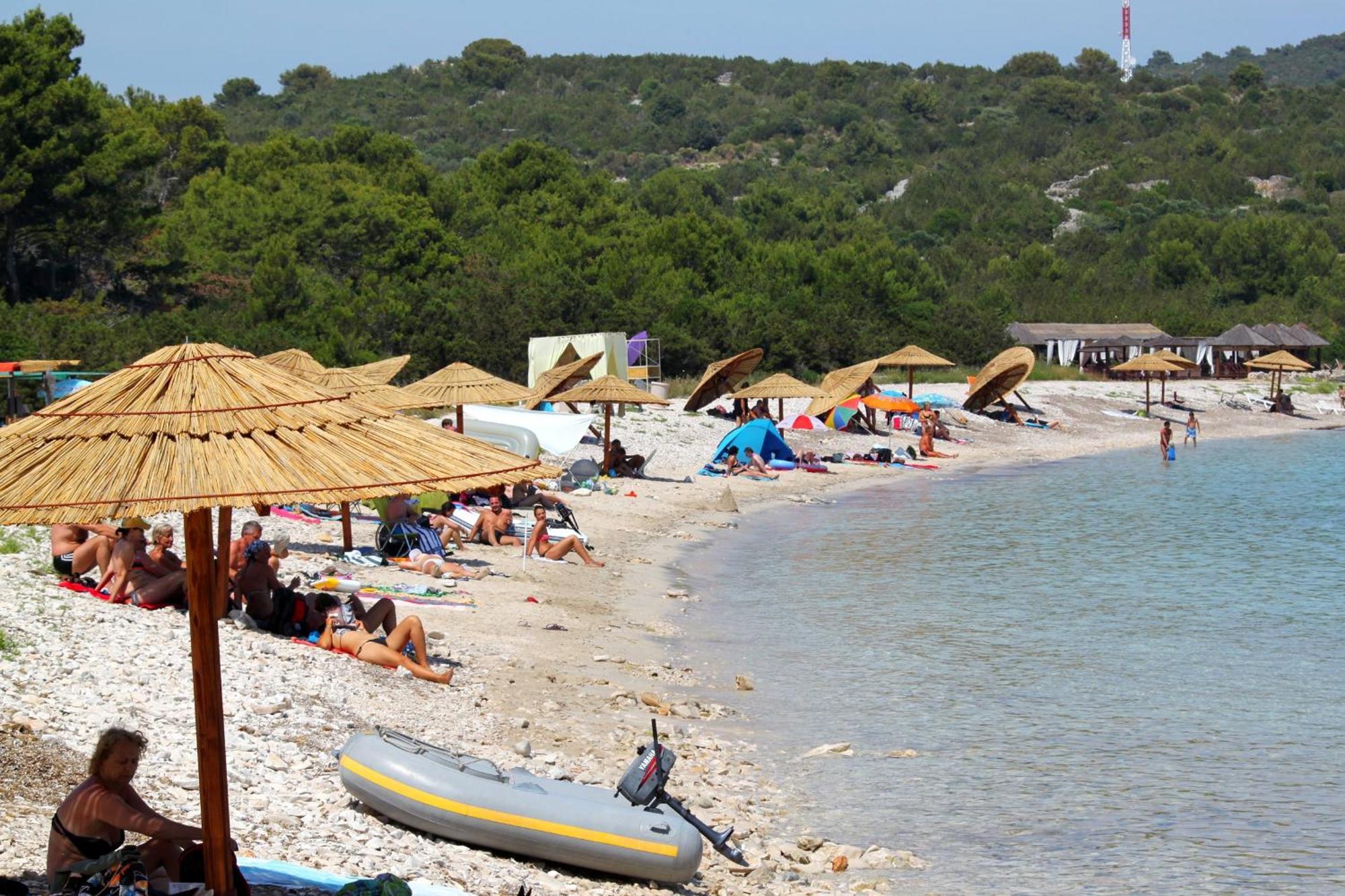 Apartments With A Parking Space Sali, Dugi Otok - 8084 Esterno foto